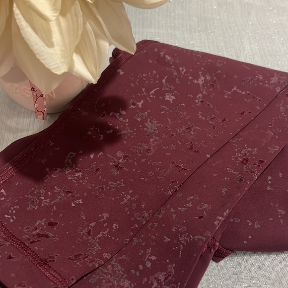 Lululemon Speed Wonder Leggings - Picture 3 of 3